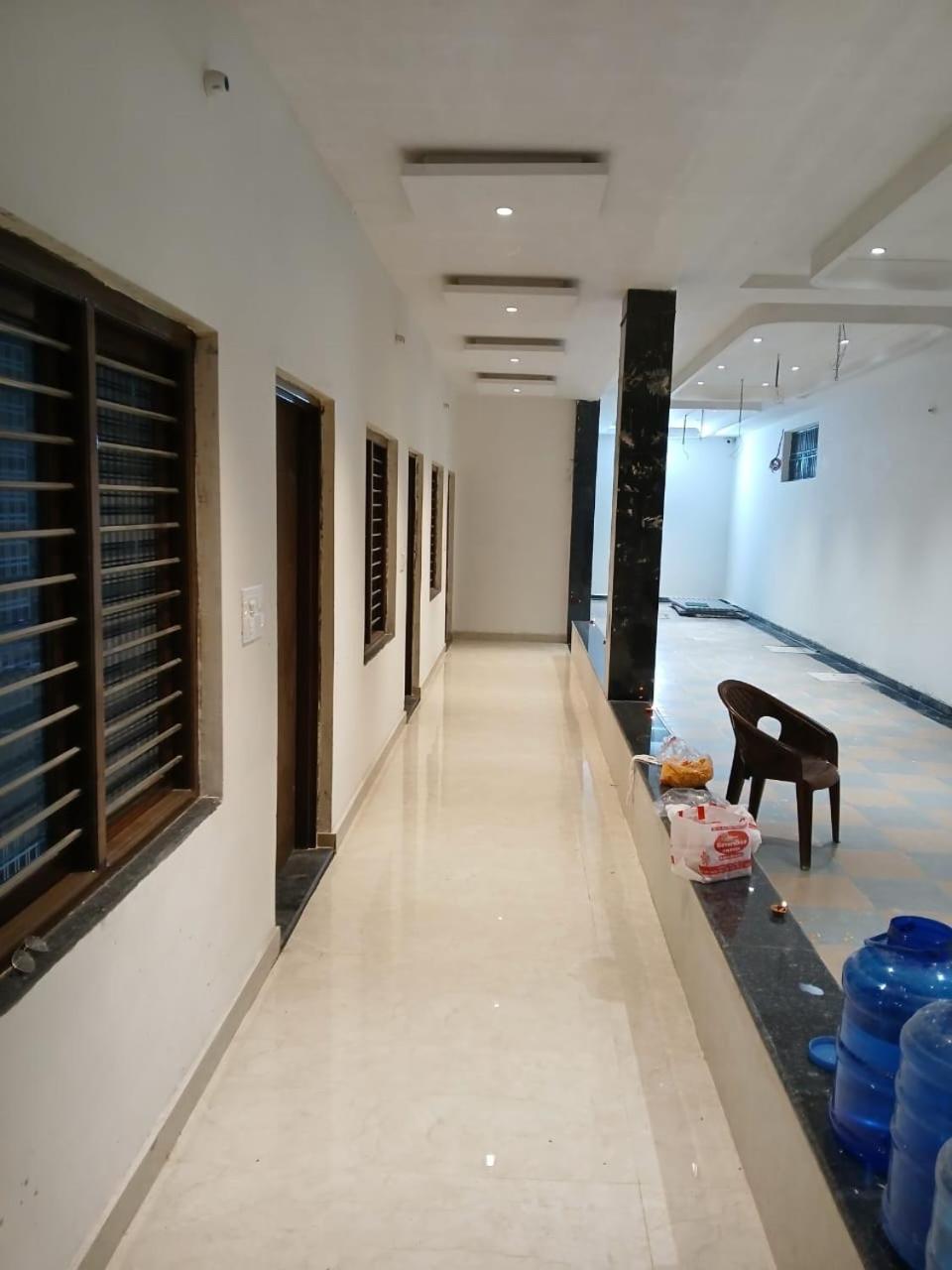 Hotel Jaipur In, Jatipura Parikrama Marg Near Mukharvind Temple Govardhan Exterior photo