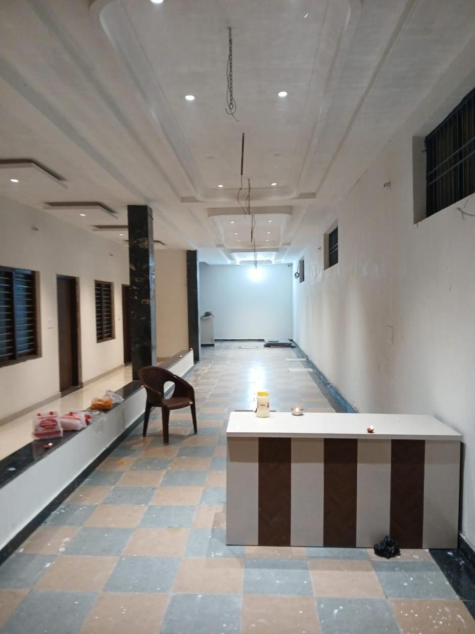 Hotel Jaipur In, Jatipura Parikrama Marg Near Mukharvind Temple Govardhan Exterior photo